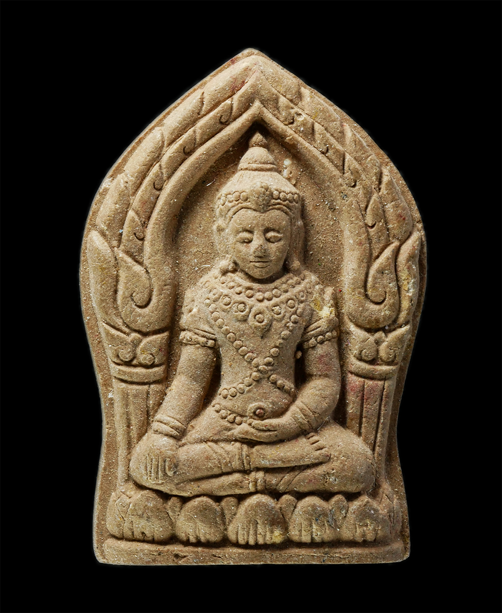 2568-03-31 (74)p.jpg - พระขุนแผนยอดขุนพล รวยล้นฟ้า พระอาจารย์ละ (หลวงพ่อหวั่น) วัดสร้อยสุวรรณ ต.บ่อคำ อ.เมือง จ.กำแพงเพชร ปี 2560 เนื้อผงพุทธคุณ ผงว่าน ฝังตะกรุด พลอยเสก พระ [..] | https://kamulet.in.th